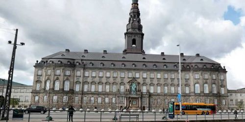 Vi har brug for et nyt Ministerium...